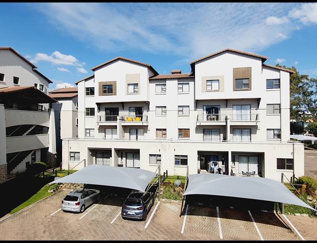 2 BEDROOM APARTMENT RENTED IN SUNNINGHILL